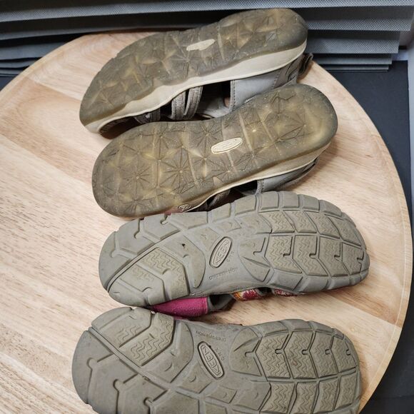 Keen Girls Youth Sandals – Size 2, Lot of 2 Pairs, Waterproof, Play Condition - Picture 7 of 10